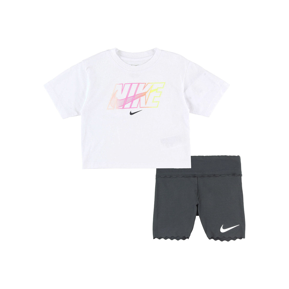 キッズ(105-120cm) セット商品 NIKE(ナイキ) NKG SWOOSH MOTION BIKE SHORT S