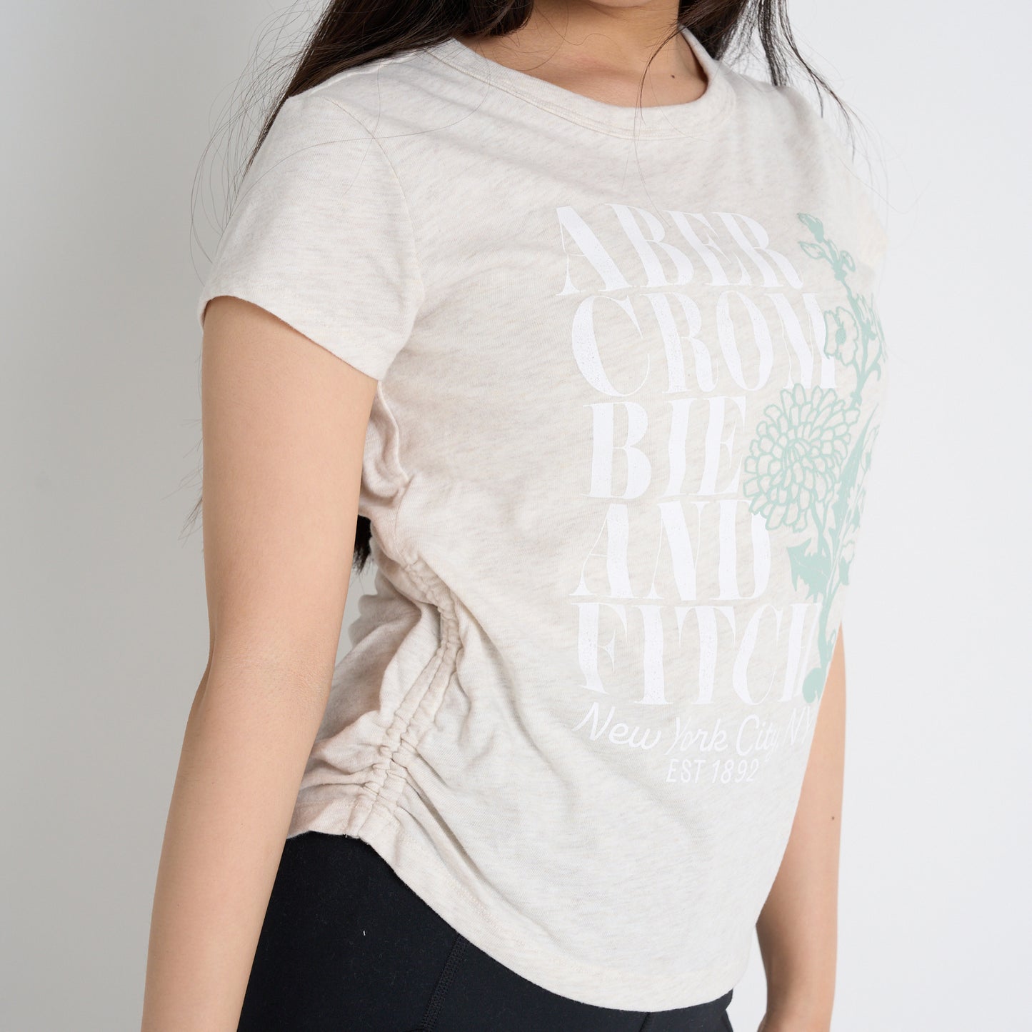 【110-170cm】 Tシャツ A&F(アバクロンビー&フィッチ) AFG ANF FLOWER LOCKUP BABY TEE