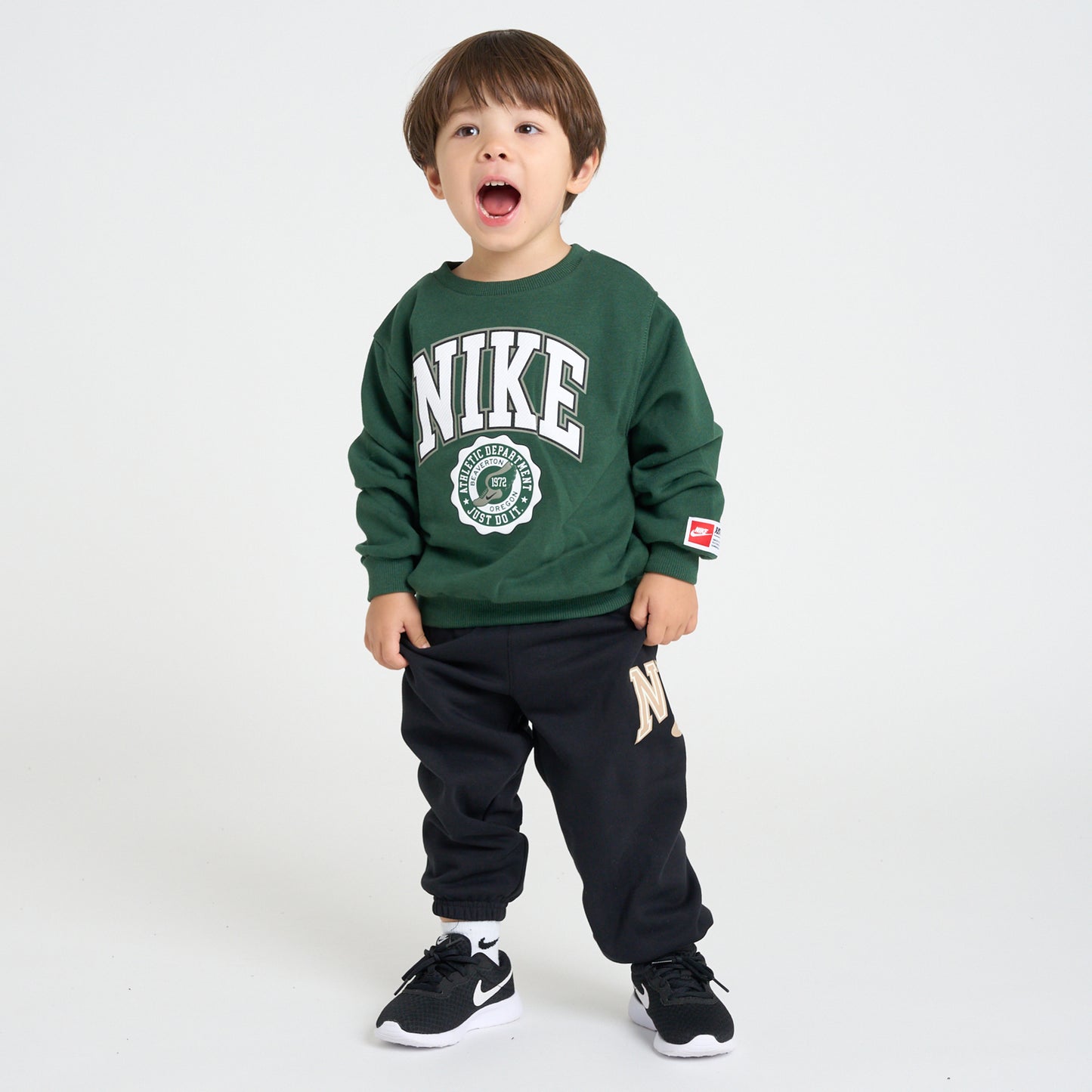 トドラー(90-100cm) トレーナー/パーカー NIKE(ナイキ) NKB B NSW P.E. GFX CREW