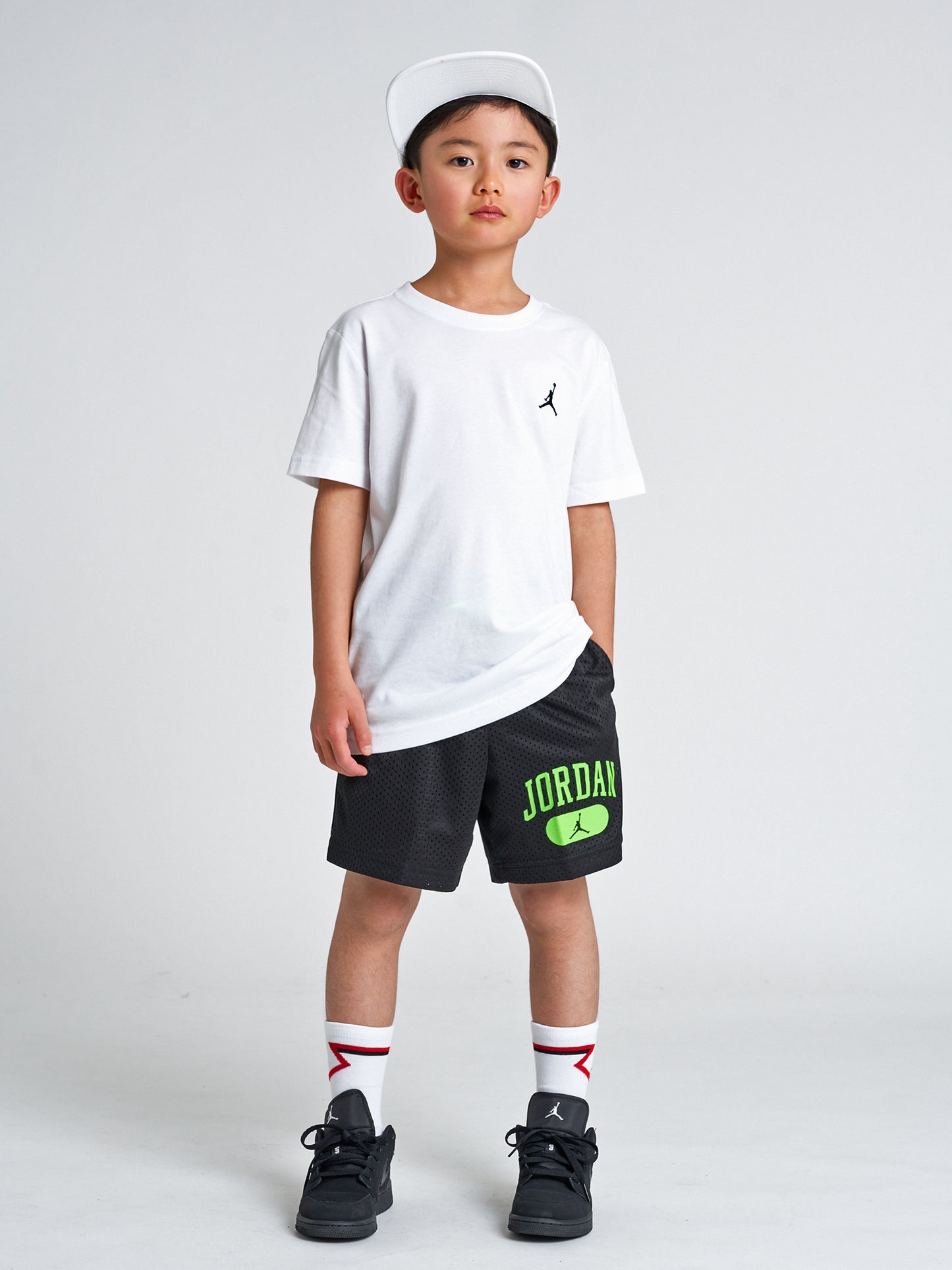 ジュニア(130-170cm) Tシャツ JORDAN(ジョーダン) JDB JUMPMAN AIR EMB
