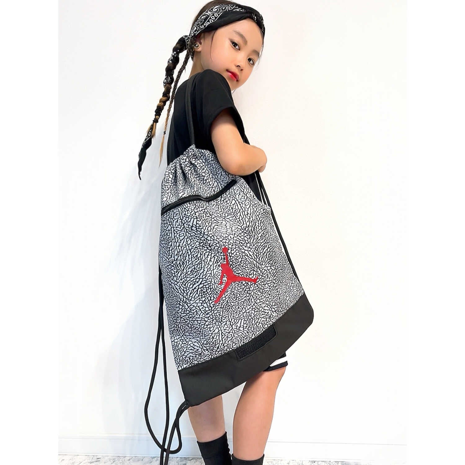 【MIMTHEWARDROBE】 One Heart String Gym Sack / 追跡付 バッグ JORDAN(ジョーダン) SPORT GYM SACK – ROOKIE KIDS