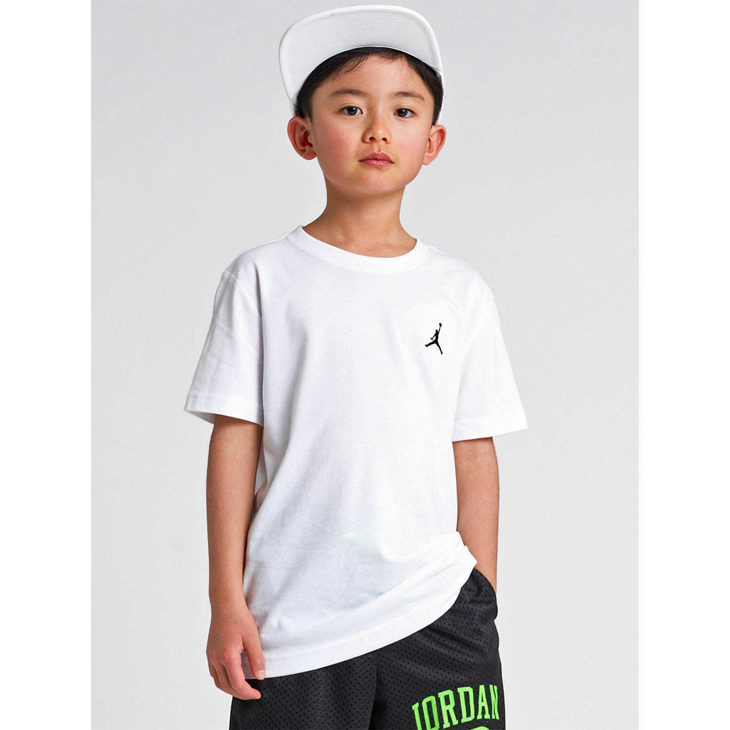 ジュニア(130-170cm) Tシャツ JORDAN(ジョーダン) JDB JUMPMAN AIR EMB