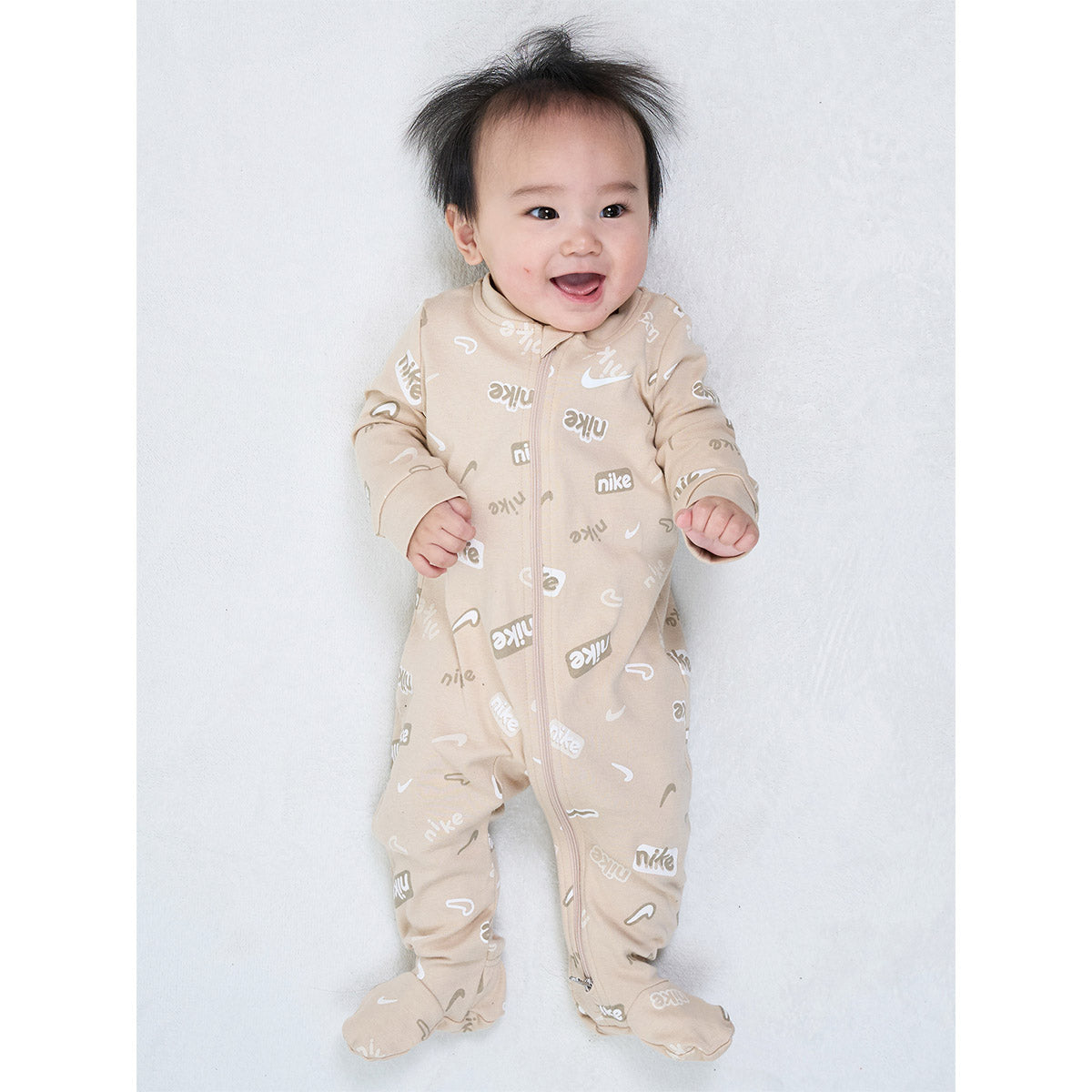 ベビー(55-70cm) ロンパース NIKE(ナイキ) NKN E1D1 AOP FOOTED COVERALL