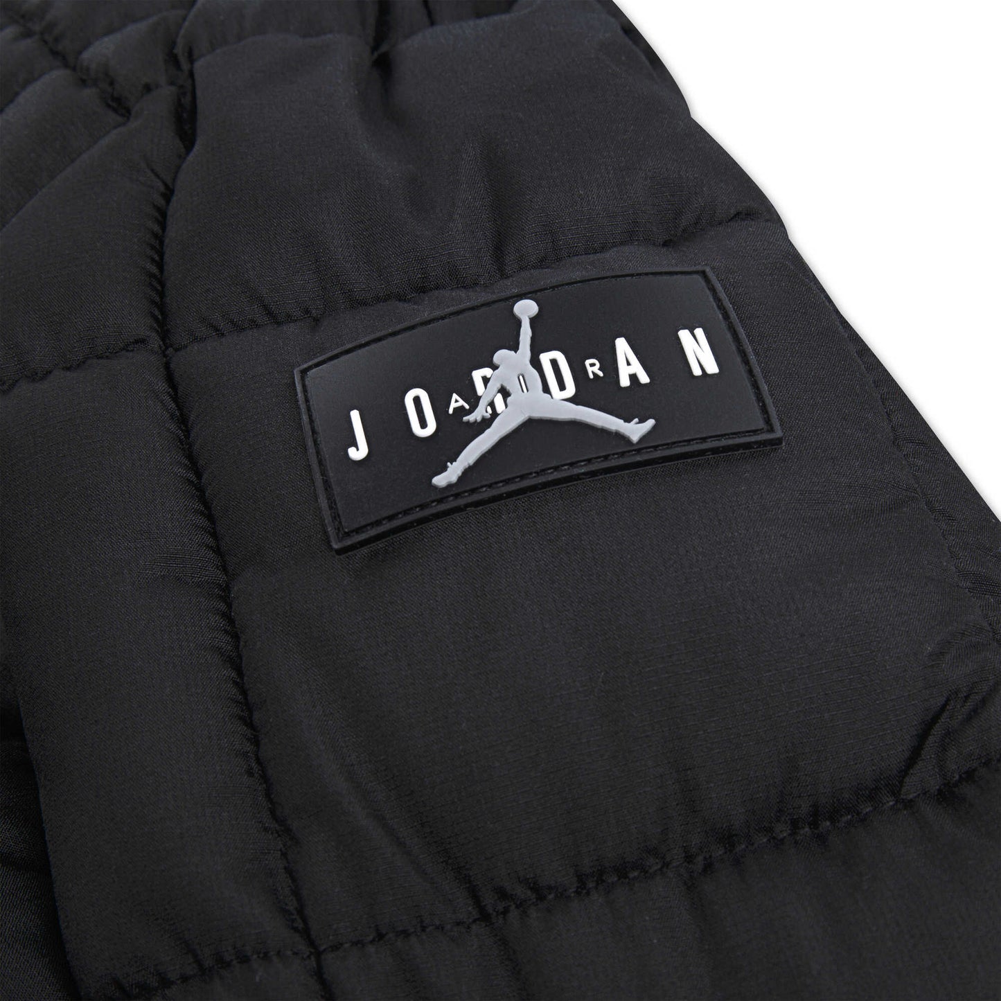 ジュニア(130-170cm) アウター JORDAN(ジョーダン) JDN ESSENTIAL MDWT PUFFER