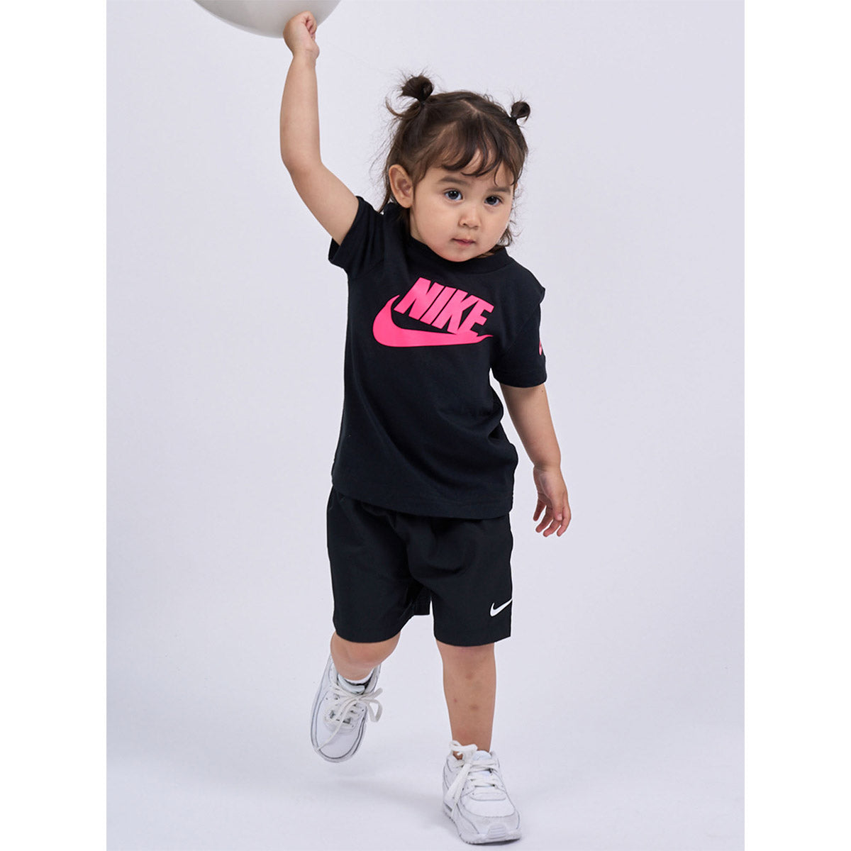 トドラー(90-100cm) Tシャツ NIKE(ナイキ) NKN FUTURA EVERGREEN