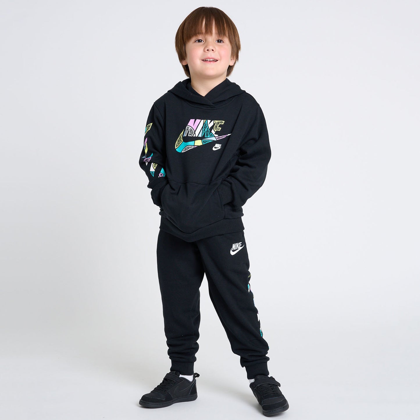 キッズ(105-120cm) トレーナー/パーカー NIKE(ナイキ) NKB B NSW OUTSIDE THE LINES FT