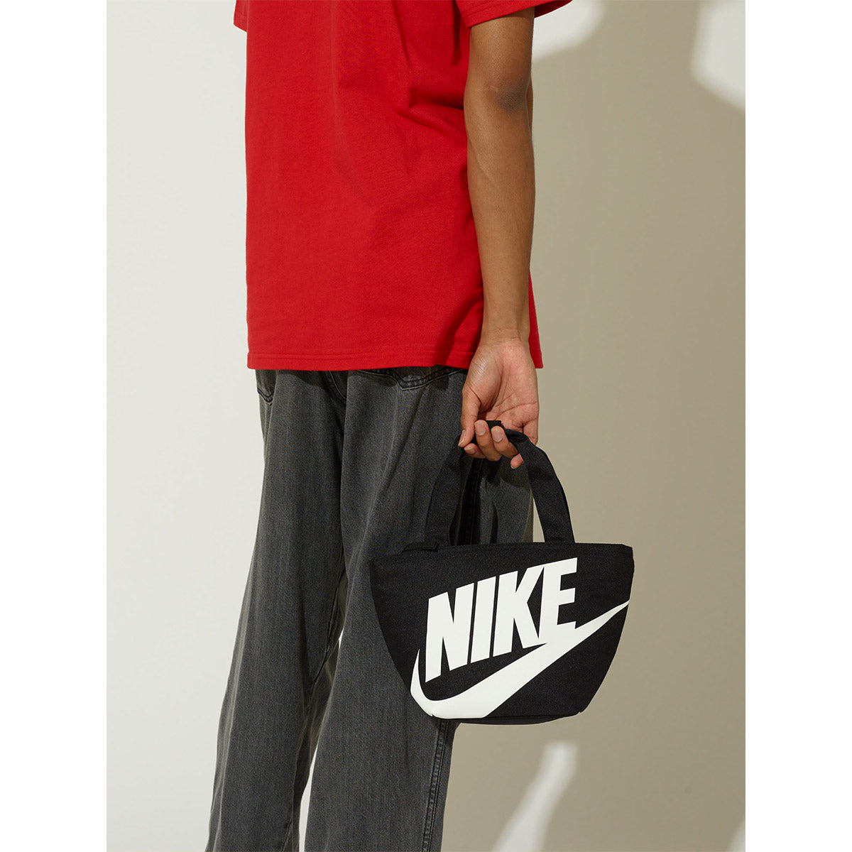 保温・保冷バッグ NIKE(ナイキ) NAN FUTURA FUEL TOTE