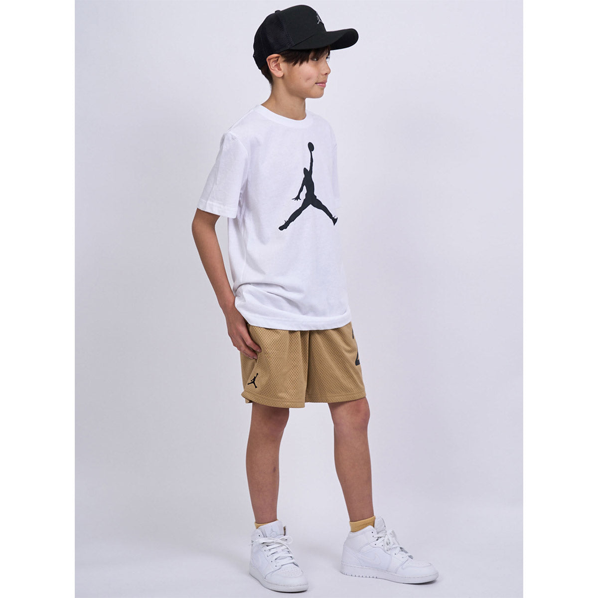 ジュニア(130-170cm) Tシャツ JORDAN(ジョーダン) JDB S/S JUMPMAN TEE