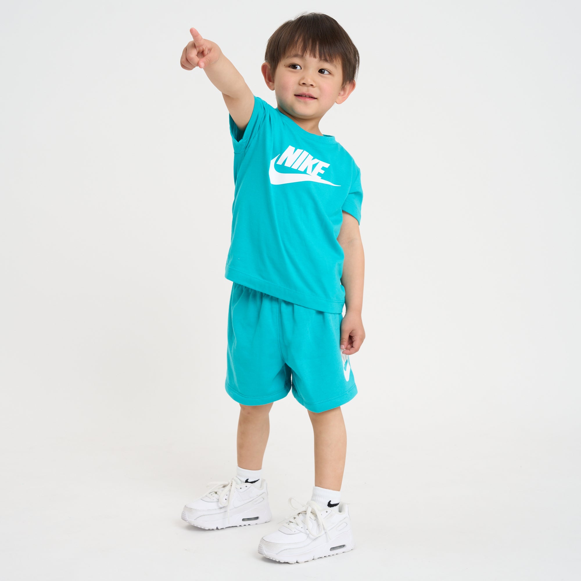 トドラー(90-100cm) セット商品 NIKE(ナイキ) NKN CLUB TEE & SHORT