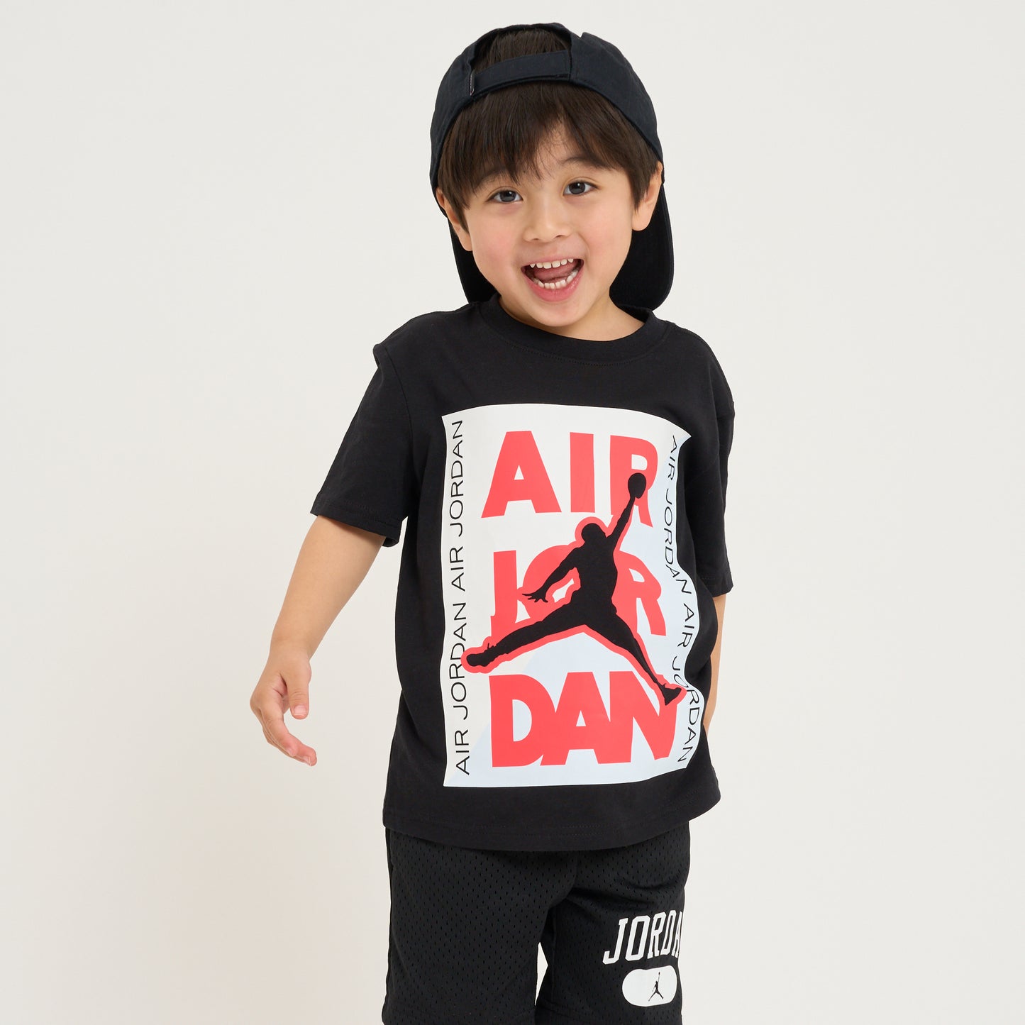 【公式限定】キッズ(105-120cm)  JORDAN(ジョーダン) 半袖Tシャツ JDB HBR CITY TEE