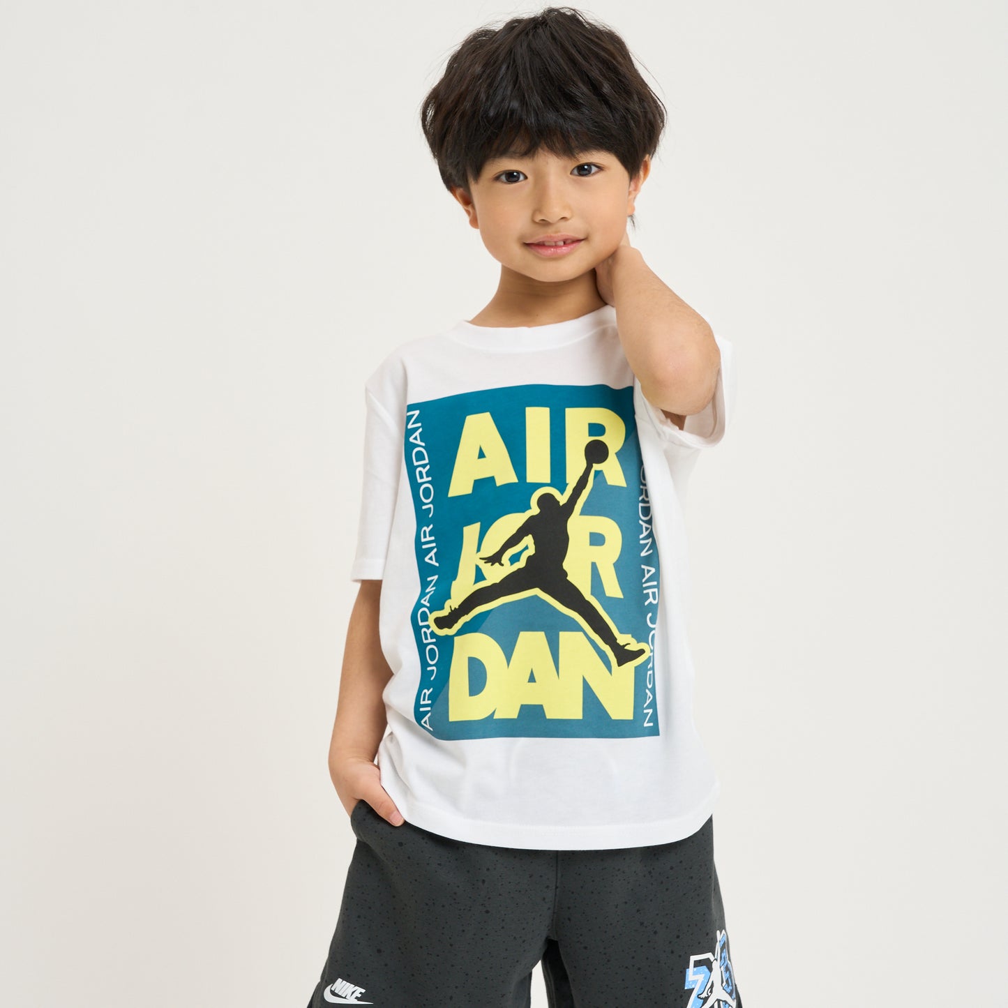 【公式限定】キッズ(105-120cm)  JORDAN(ジョーダン) 半袖Tシャツ JDB HBR CITY TEE