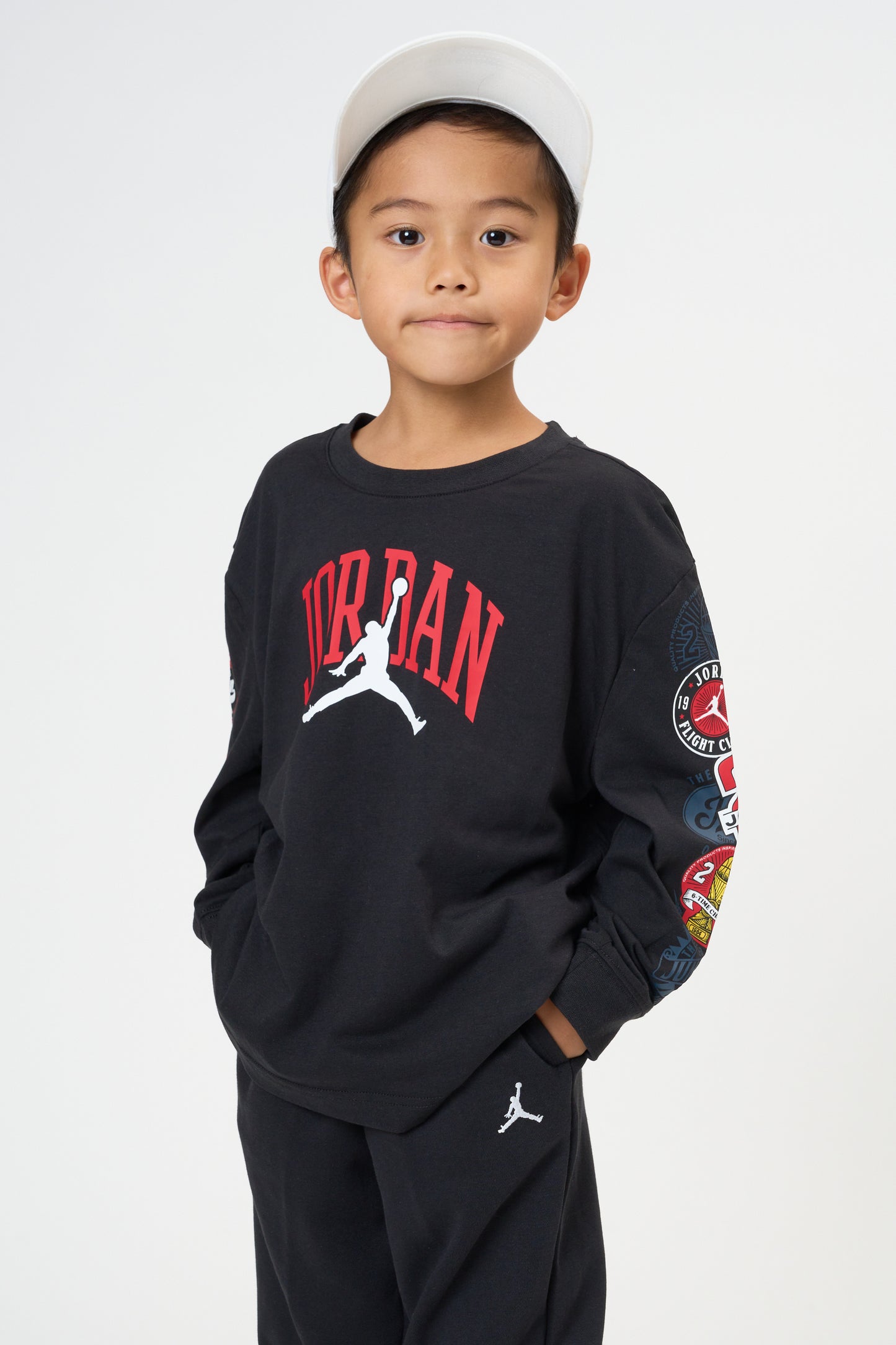 キッズ(105-120cm)  JORDAN(ジョーダン) 長袖Tシャツ JDB I23 HIGHWAY ARCH LS TEE