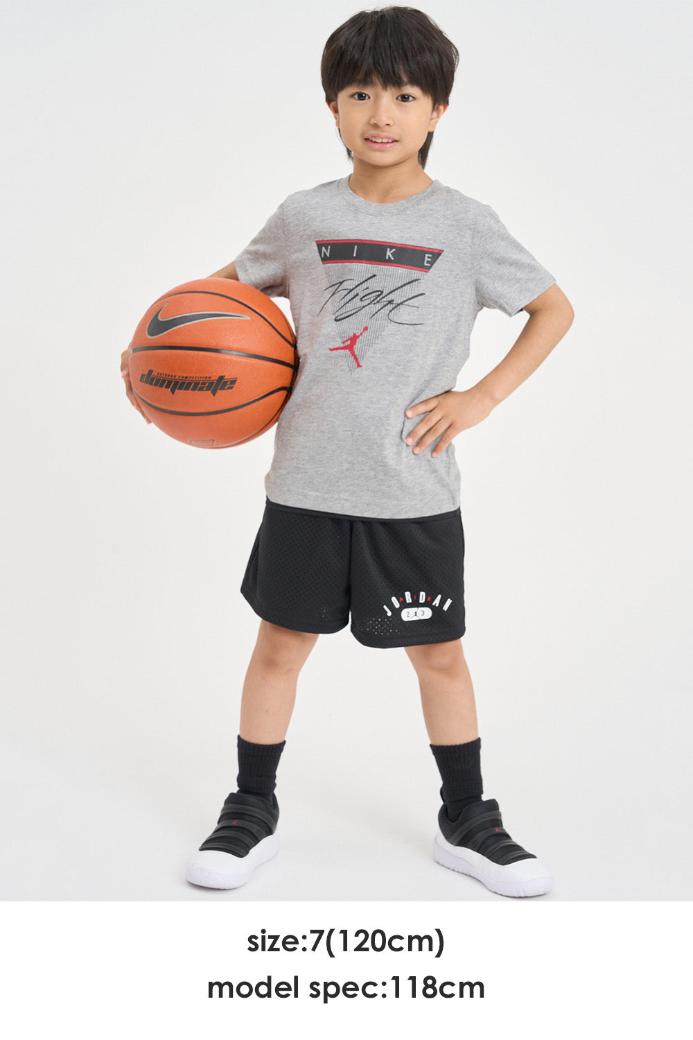 キッズ(105-120cm) Tシャツ JORDAN(ジョーダン) JDB FLIGHT HISTORY TEE