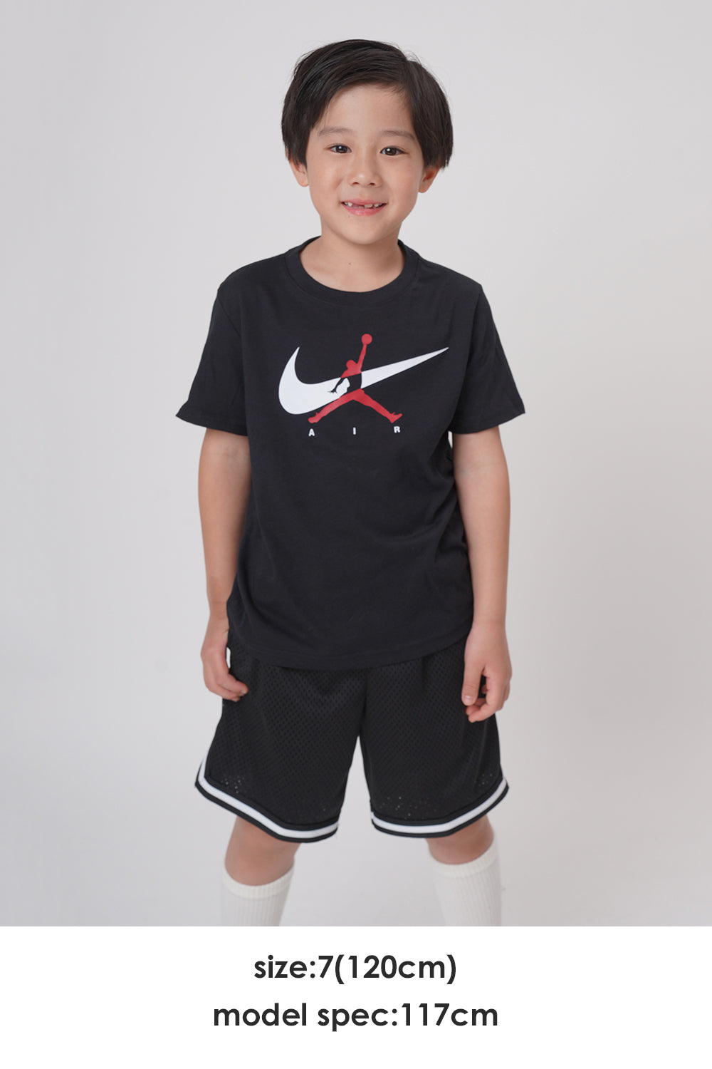 【公式限定】キッズ(105-120cm)  JORDAN(ジョーダン) 半袖Tシャツ JDB JUMPMAN SWOOSH INTERSECTIO