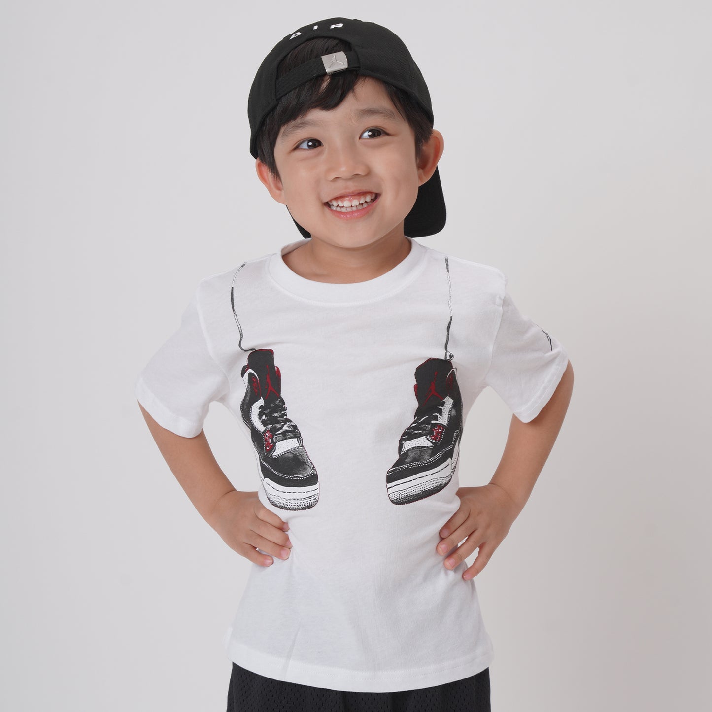 キッズ(105-120cm)  JORDAN(ジョーダン) 半袖Tシャツ JDB AJ3  SHOE STRINGS