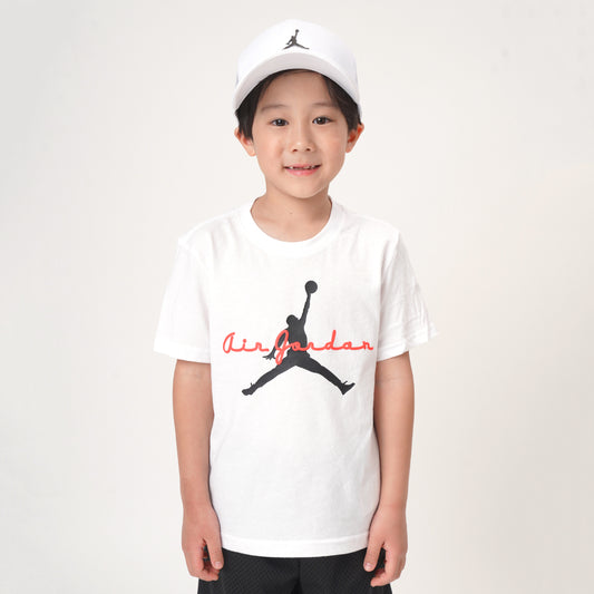 【公式限定】キッズ(105-120cm)  JORDAN(ジョーダン) 半袖Tシャツ JDN FLIGHT ESSENTIALS SCRIPT