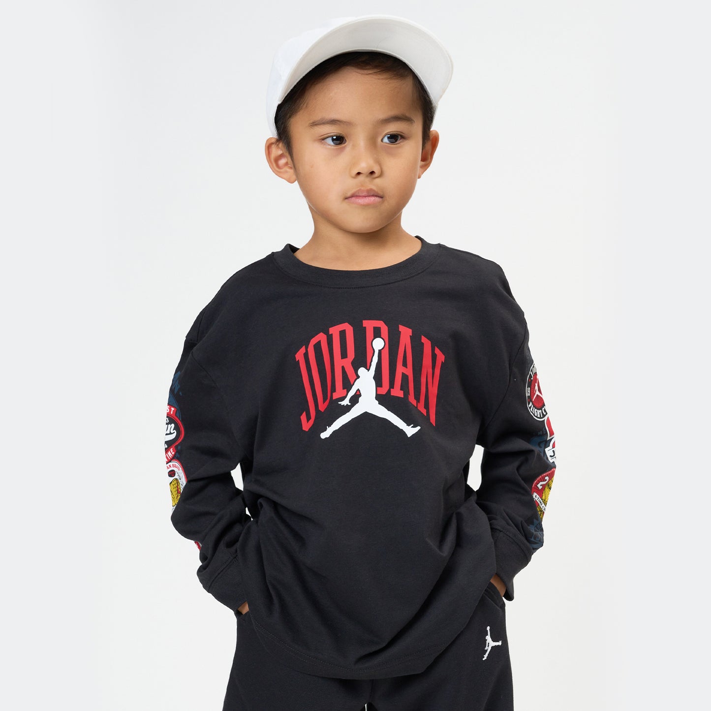 キッズ(105-120cm)  JORDAN(ジョーダン) 長袖Tシャツ JDB I23 HIGHWAY ARCH LS TEE