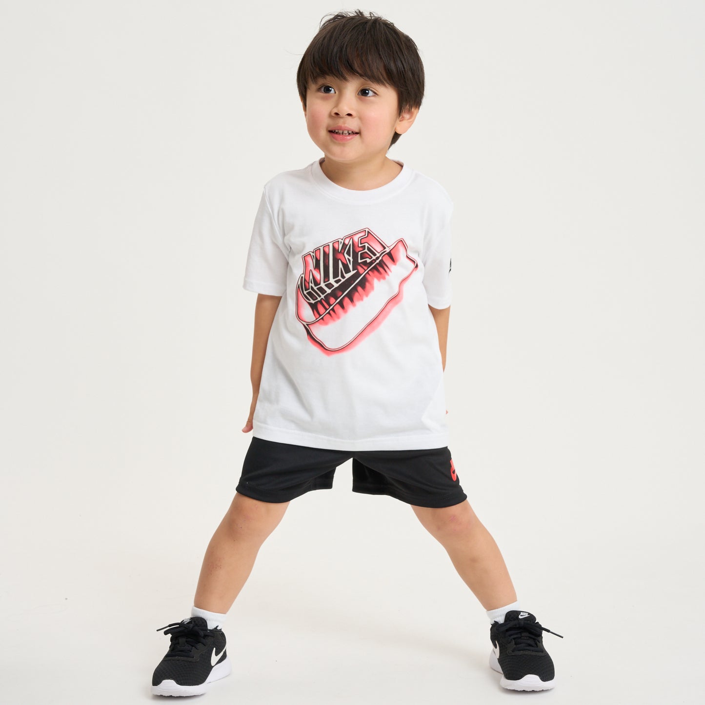 キッズ(105-120cm)  NIKE(ナイキ) セットアップ NKB B NSW TRICOT SHORT SET