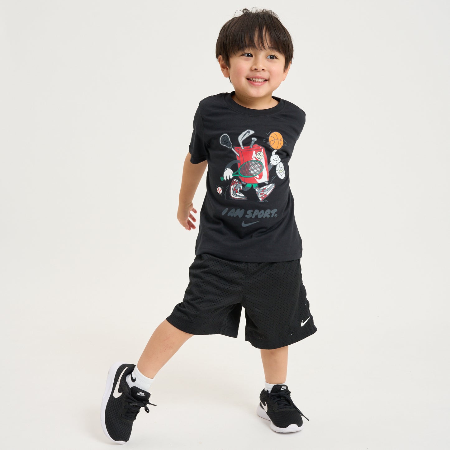 キッズ(105-120cm)  NIKE(ナイキ) 半袖Tシャツ NKB I AM SPORT BOXY GRAPHIC TE
