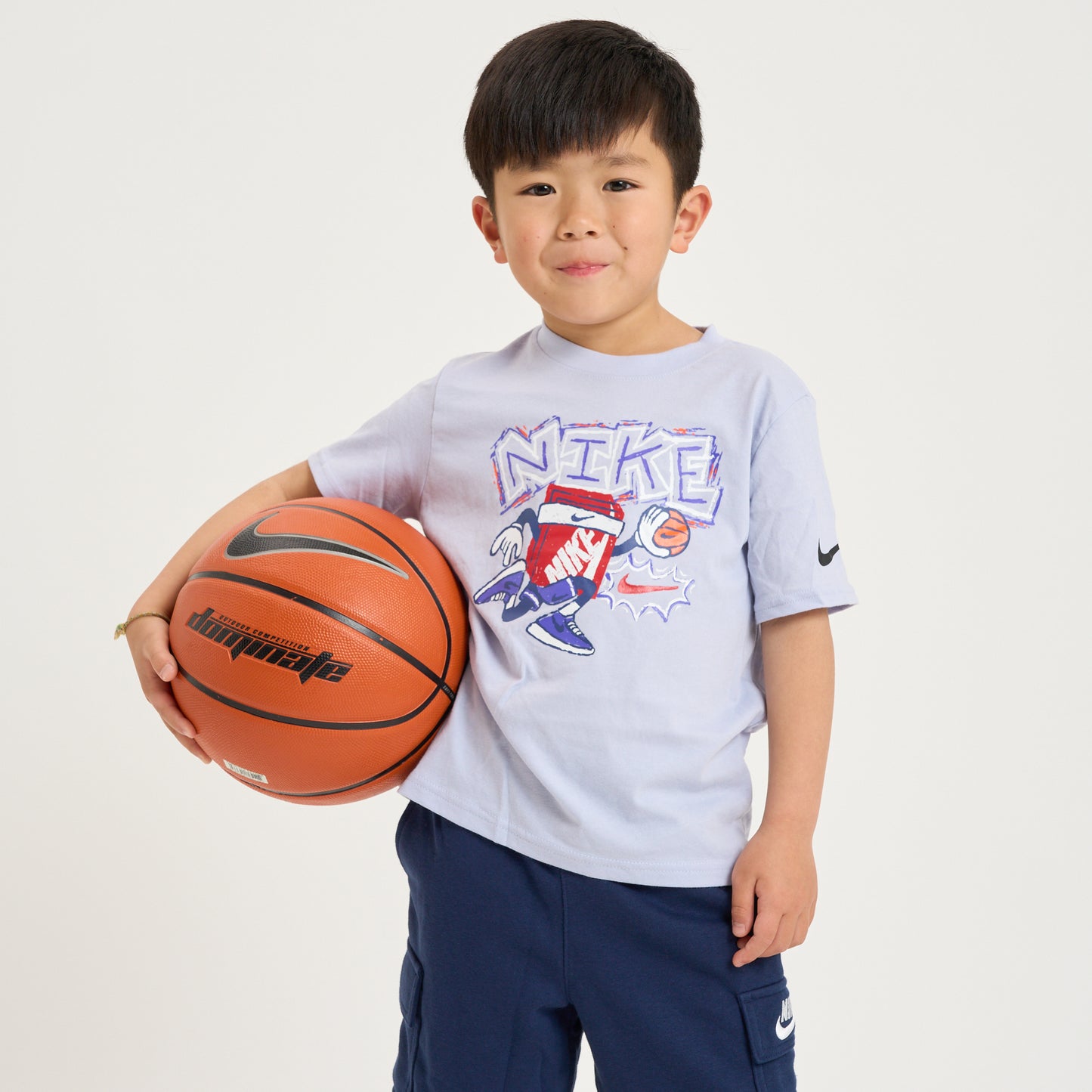 キッズ(105-120cm)  NIKE(ナイキ) 半袖Tシャツ NKB CHALKY BOXY BBALL TEE