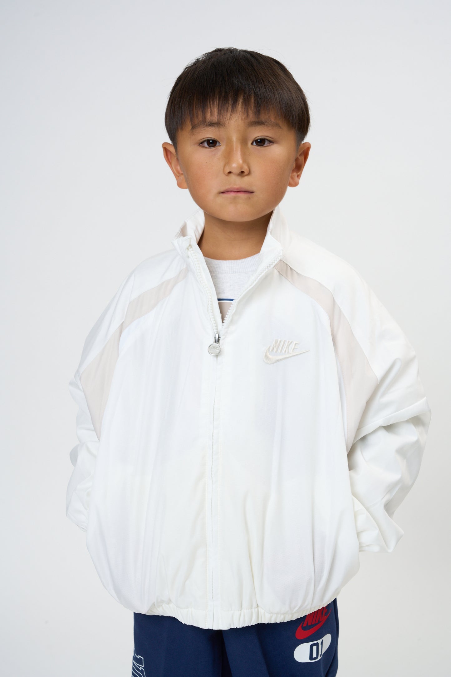 キッズ(105-120cm)  NIKE(ナイキ) ジャケット NKN COLOR BLOCK HOODLESS JKT