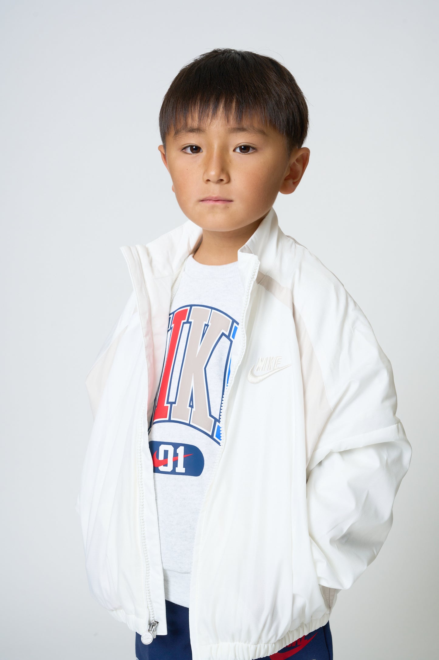 キッズ(105-120cm)  NIKE(ナイキ) ジャケット NKN COLOR BLOCK HOODLESS JKT
