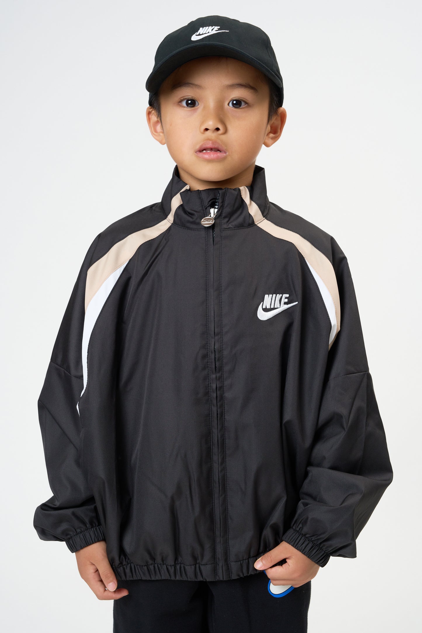 キッズ(105-120cm)  NIKE(ナイキ) ジャケット NKN COLOR BLOCK HOODLESS JKT