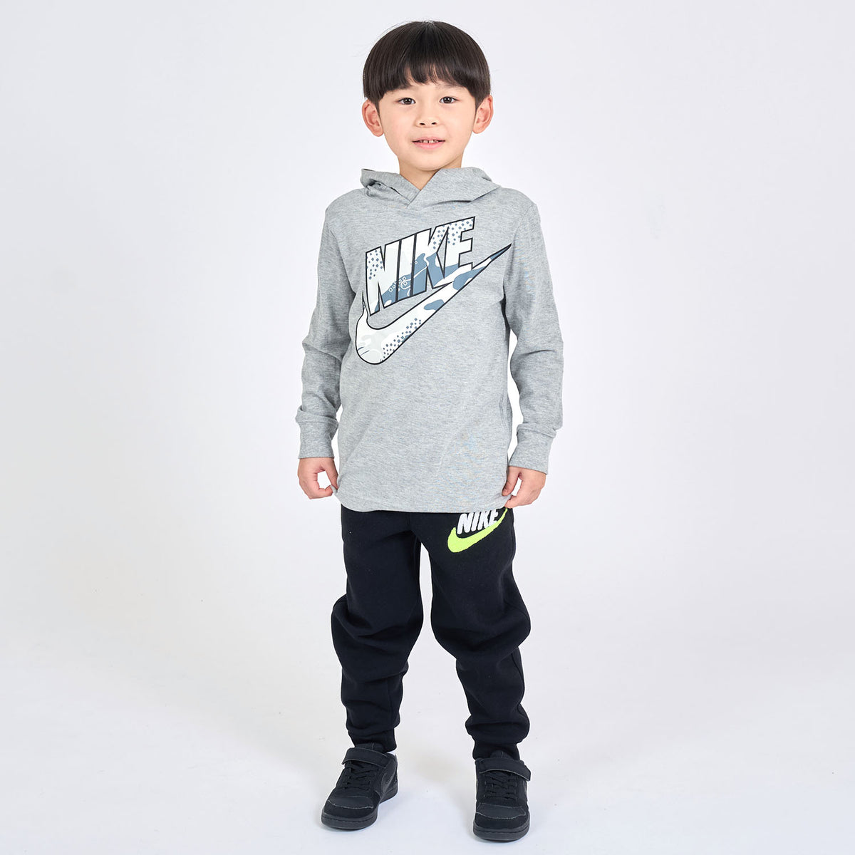 キッズ(105-120cm) トレーナー/パーカー NIKE(ナイキ) NKB B NSW CLUB CAMO JRSY LS