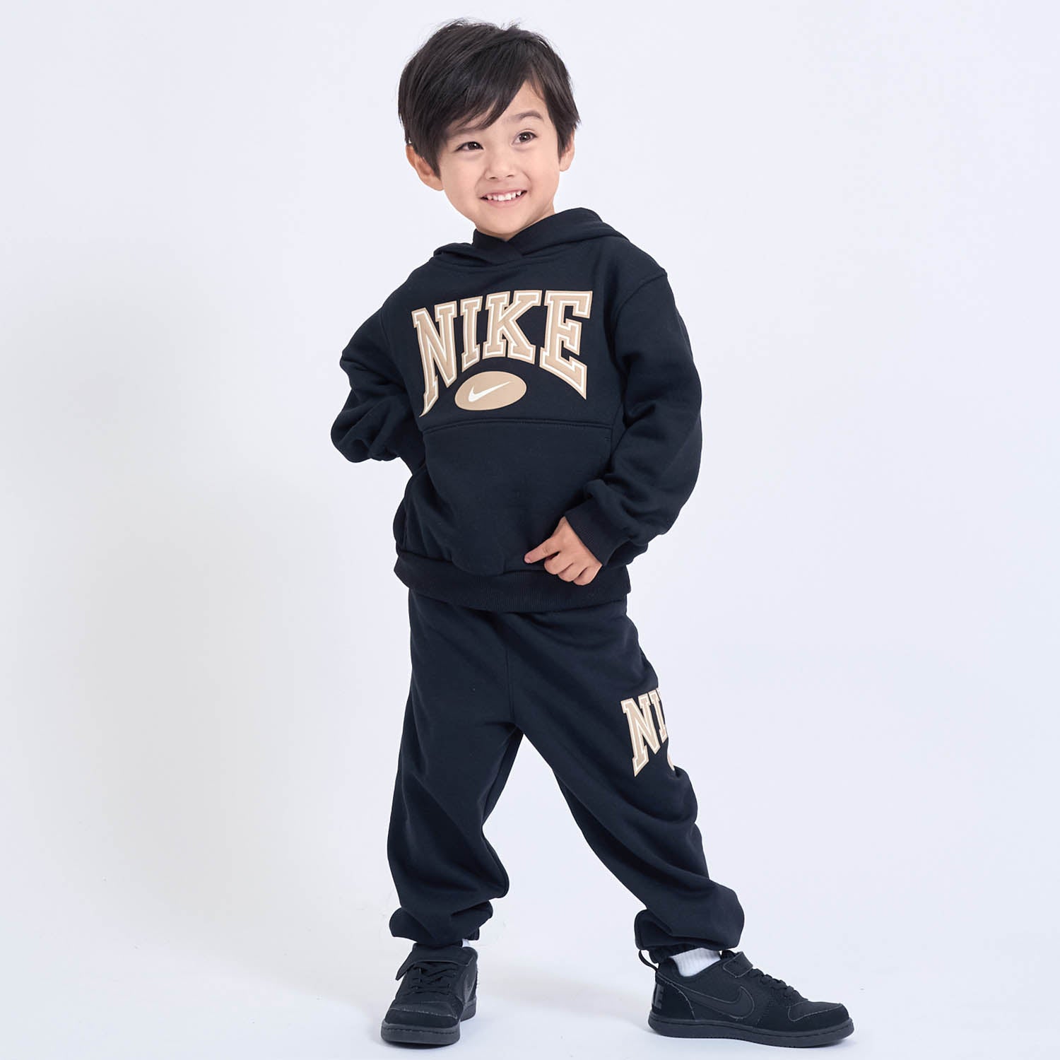 キッズ(105-120cm) パンツ NIKE(ナイキ) NKN GAME DAY ESSENT JOGGER