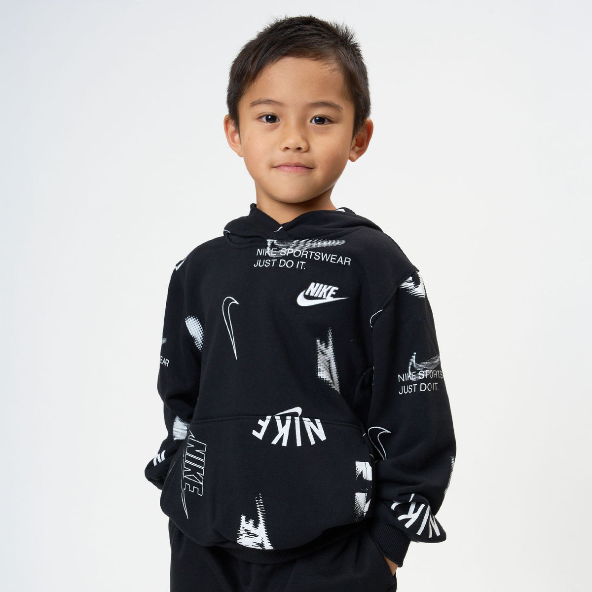 キッズ(105-120cm) トレーナー/パーカー NIKE(ナイキ) NKN CLUB BRAND ENERGY AOP HOOD