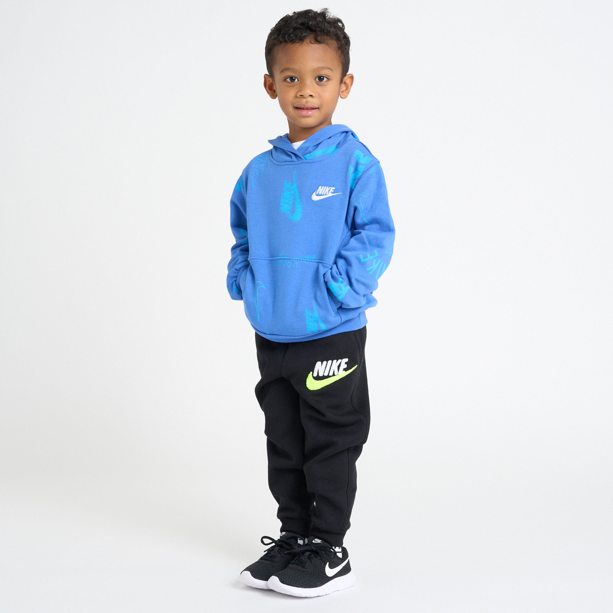 キッズ(105-120cm) トレーナー/パーカー NIKE(ナイキ) NKN CLUB BRAND