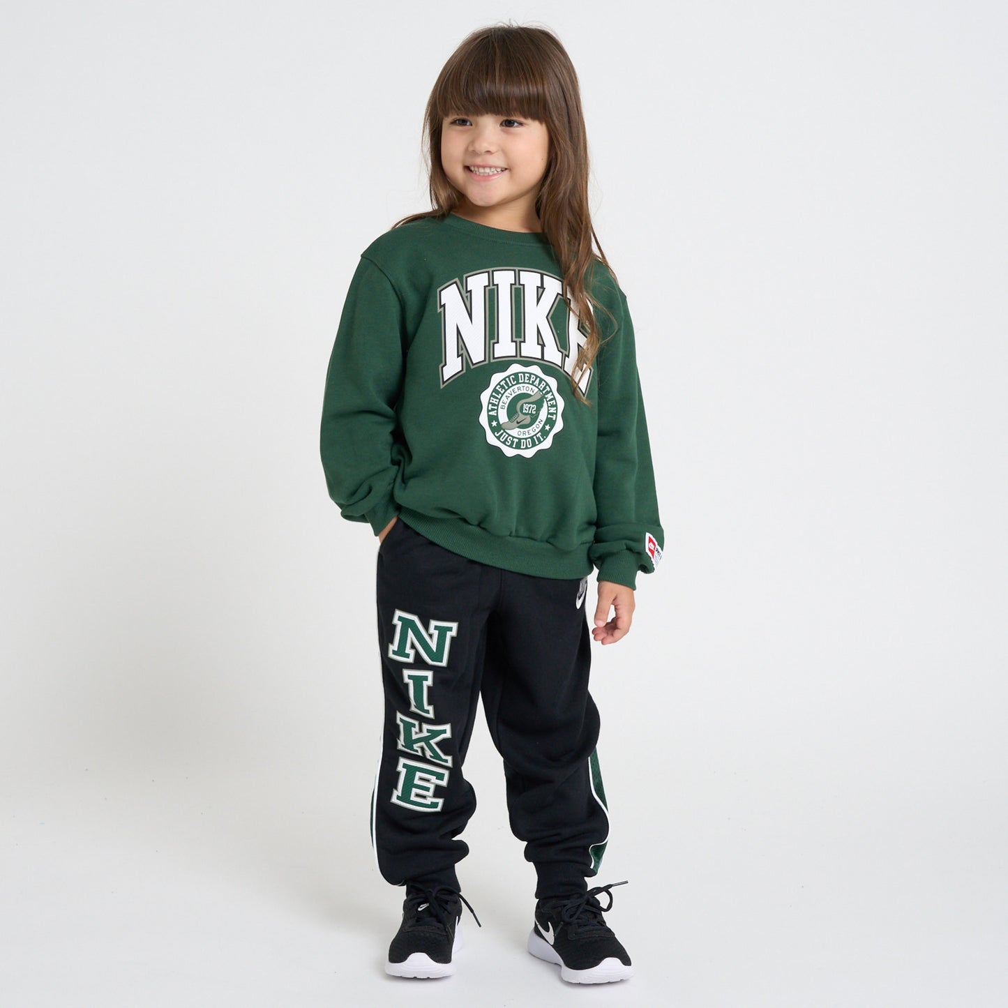 キッズ(105-120cm) トレーナー/パーカー NIKE(ナイキ) NKB B NSW P.E. GFX CREW