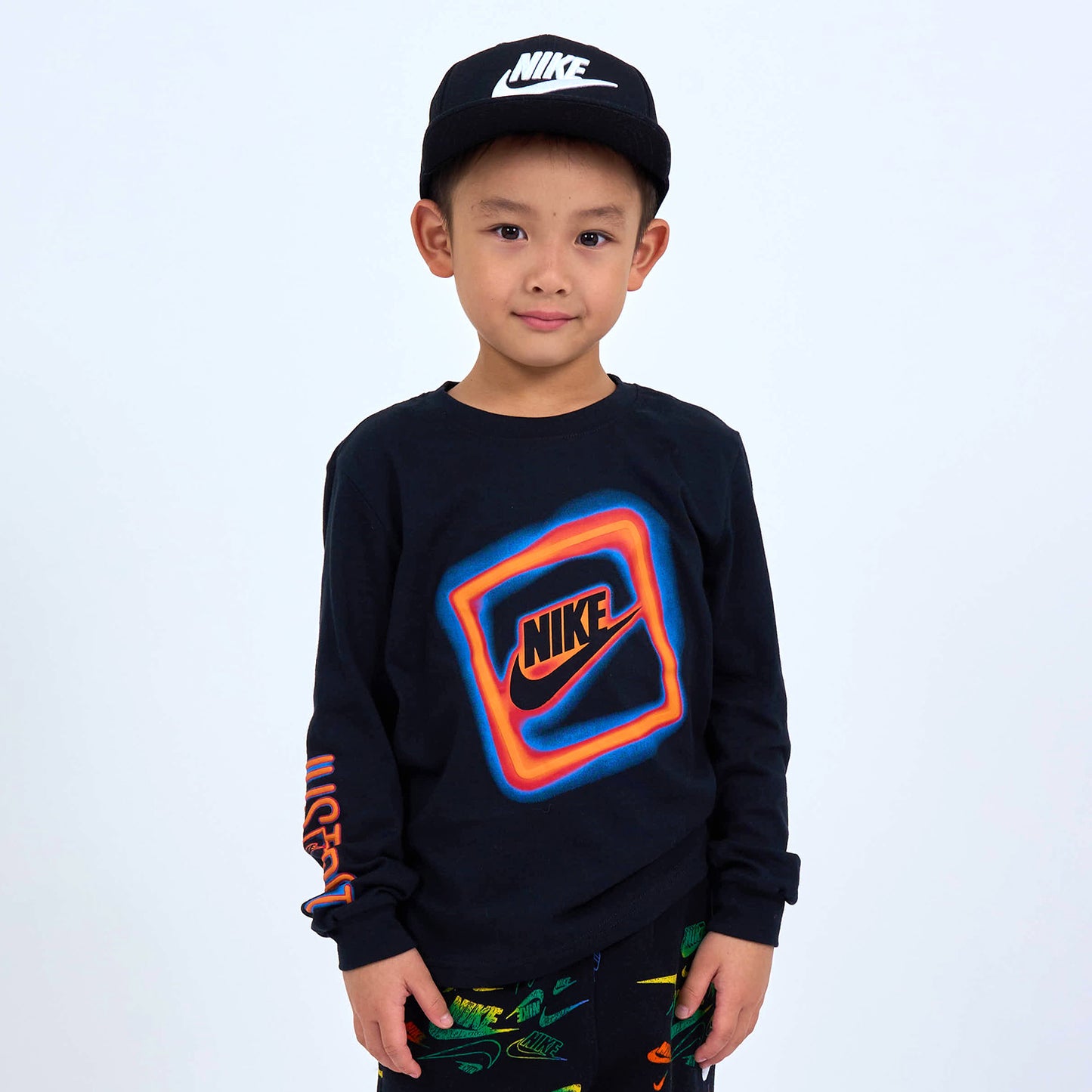 キッズ(105-120cm) Tシャツ NIKE(ナイキ) NKB NEON BOX FUTURA