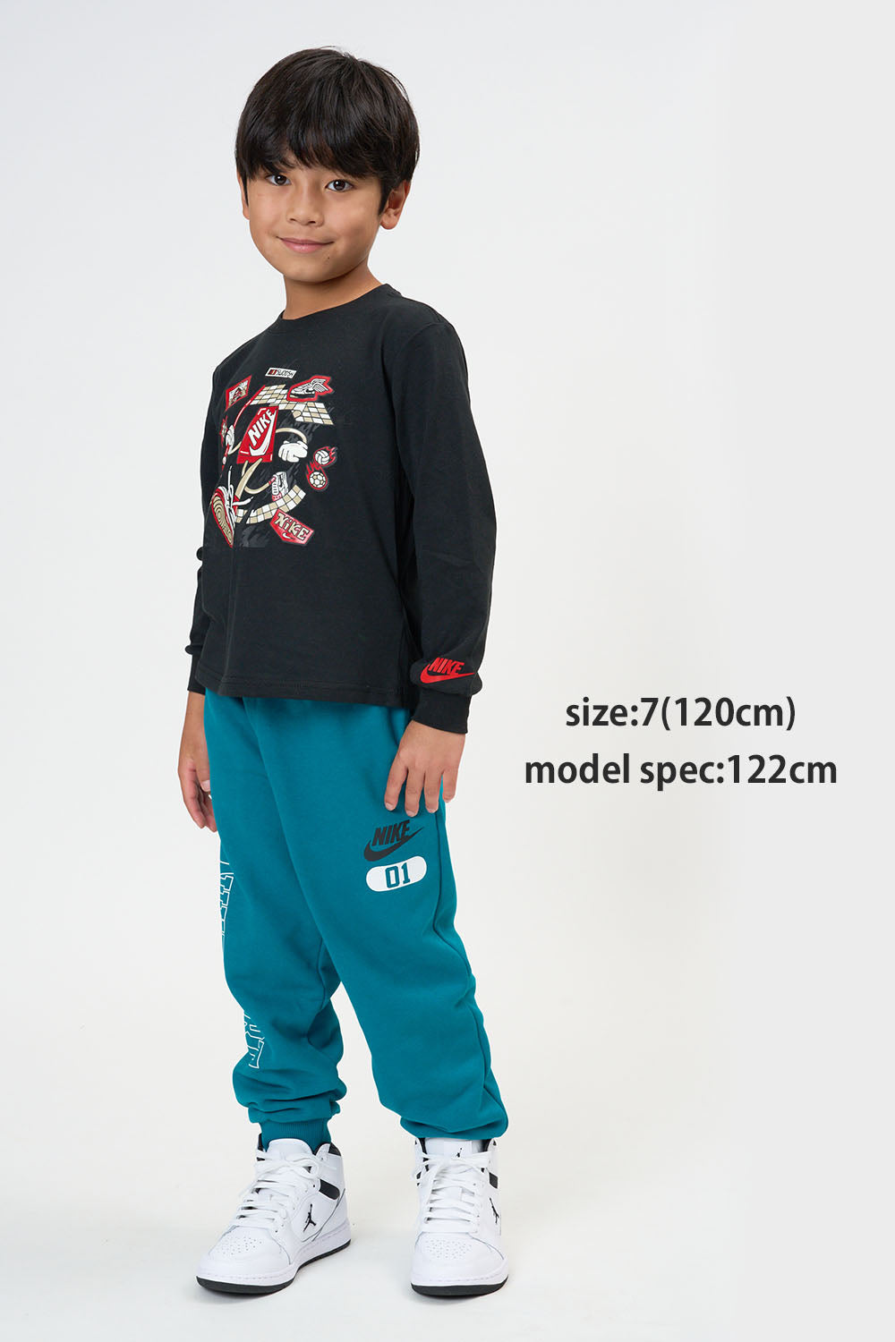 キッズ(105-120cm)  NIKE(ナイキ) 長袖Tシャツ NKB NIKE BOXY LONG SLV TEE