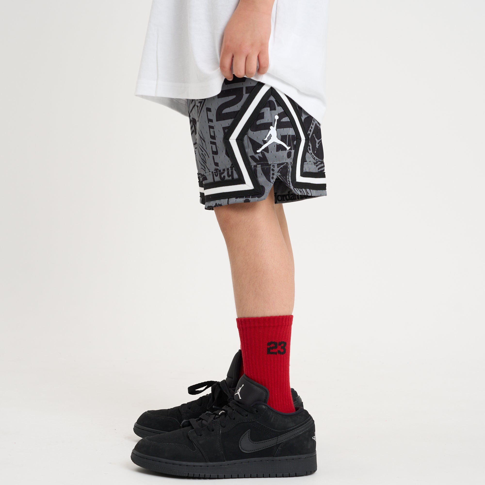 ジュニア(130-170cm) パンツ JORDAN(ジョーダン) JDB MJ AOP SPORT ジュニア(130-170cm) パンツ JORDAN(ジョーダン) JDB MJ AOP SPORT