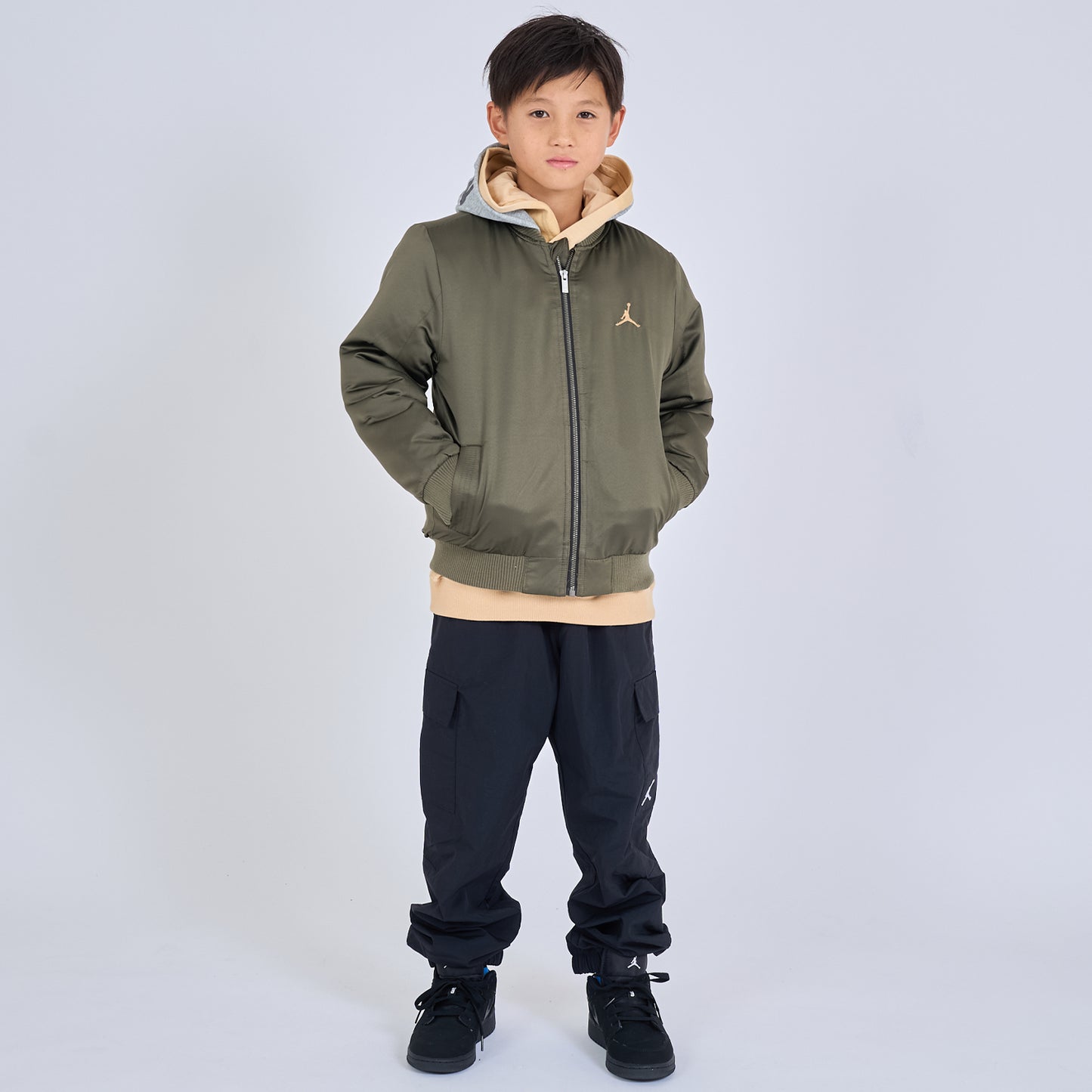 ジュニア(130-170cm) アウター JORDAN(ジョーダン) JDN BIG LOGO HOODED BOMBER