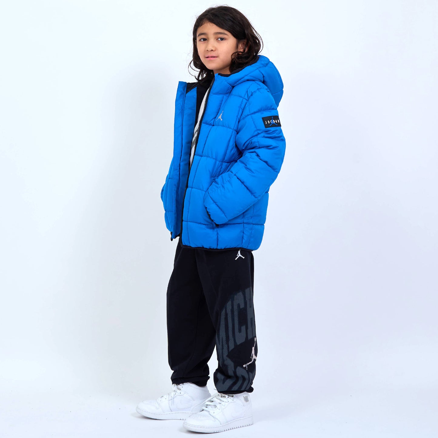 ジュニア(130-170cm) アウター JORDAN(ジョーダン) JDN ESSENTIAL MDWT PUFFER