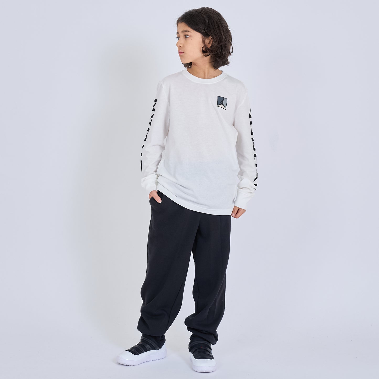 ジュニア(130-170cm) Tシャツ JORDAN(ジョーダン) JDB MJ ESS BASELINE LS TEE