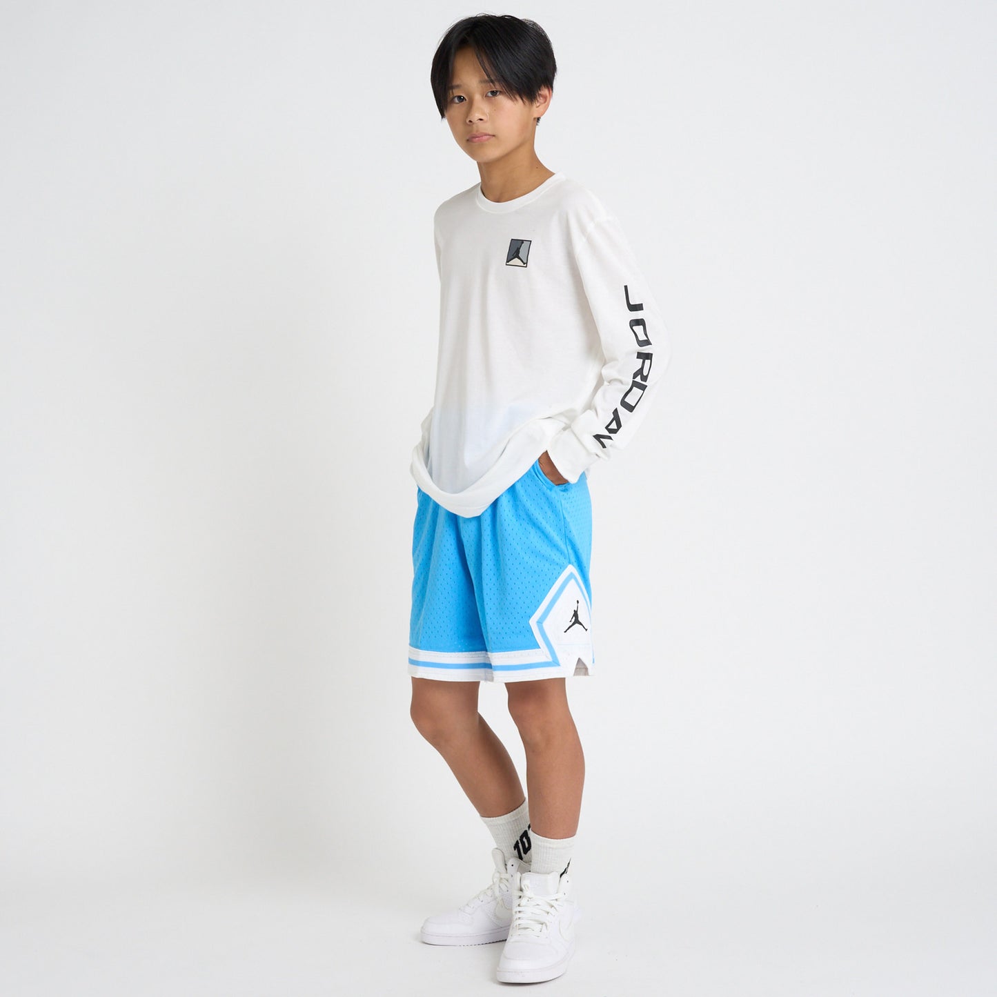 ジュニア(130-170cm) Tシャツ JORDAN(ジョーダン) JDB MJ ESS BASELINE LS TEE
