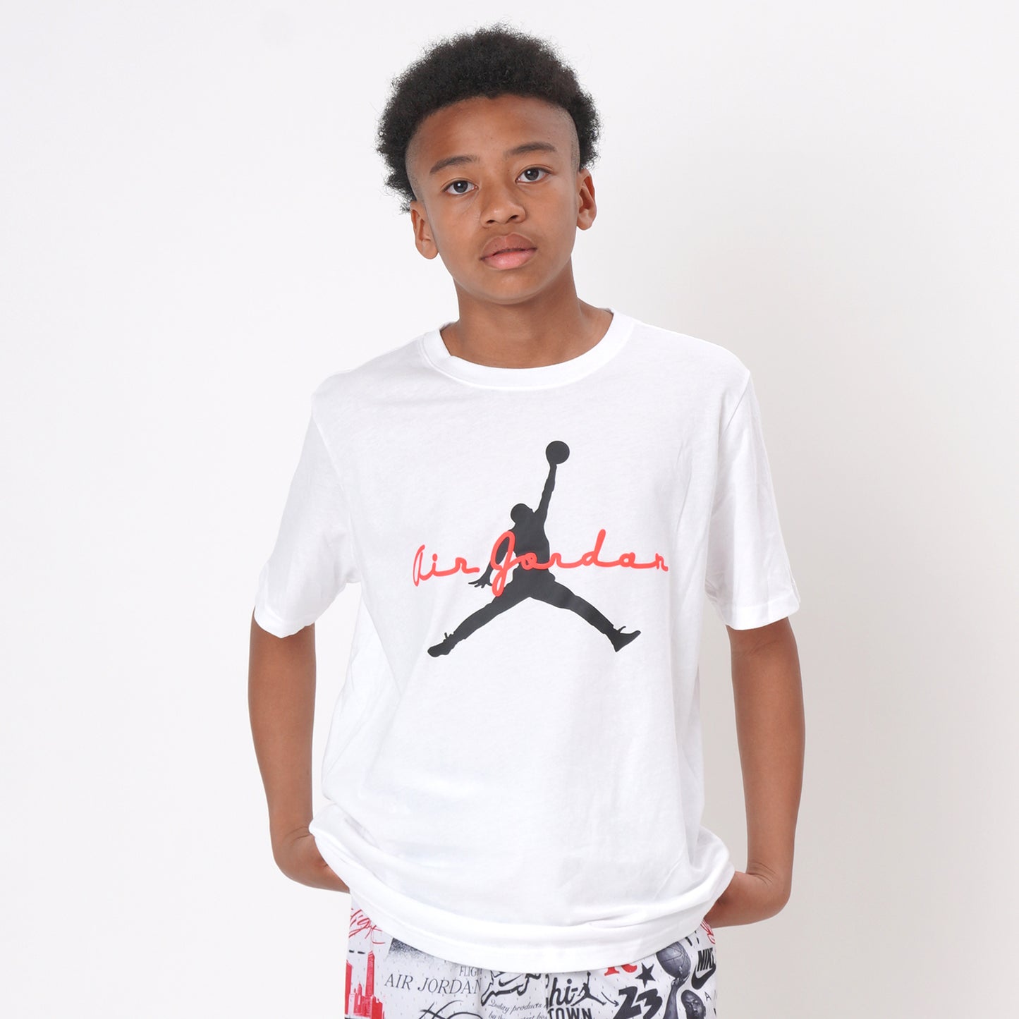 ジュニア(130-170cm)  JORDAN(ジョーダン) 半袖Tシャツ JDN FLIGHT ESSENTIALS SCRIPT