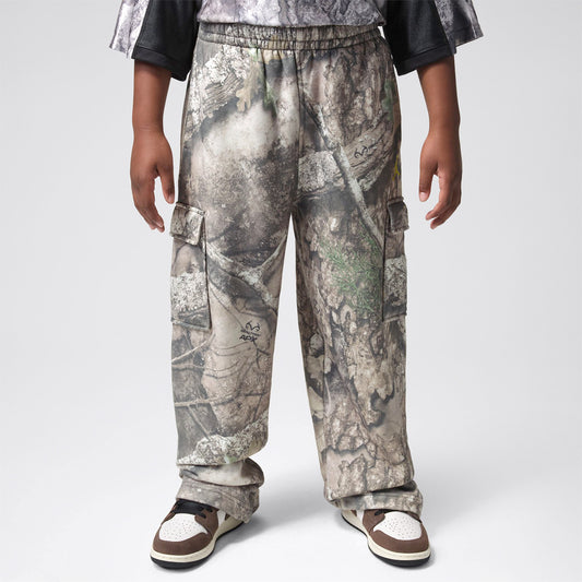 ジュニア(130-170cm)  JORDAN(ジョーダン) フリースパンツ JDB MJ BK REAL TREE AOP PANT