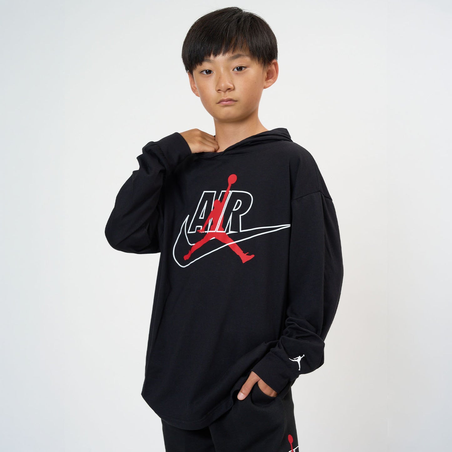 ジュニア(130-170cm)  JORDAN(ジョーダン) パーカー JDB MJ JUMPMAN AIR HOODED LS