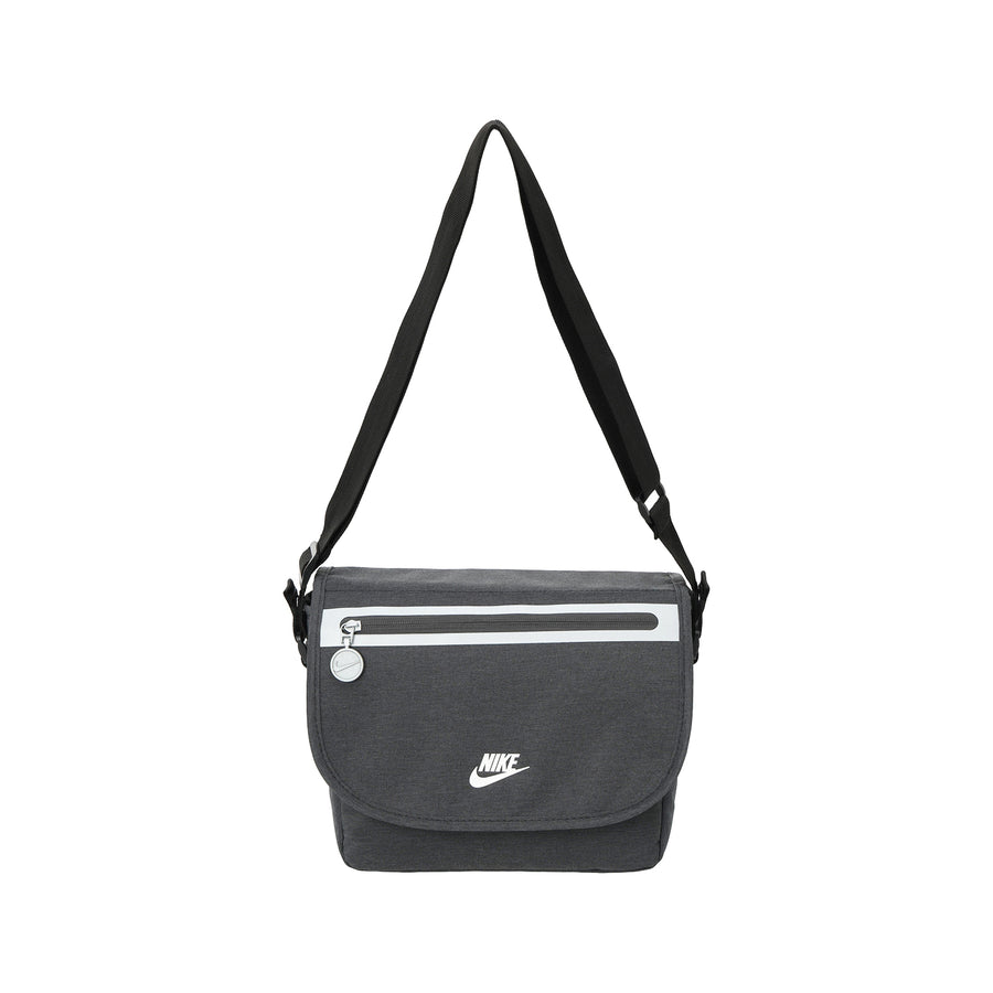 バッグ NIKE(ナイキ) NAN NK FUTURA MESSENGER LUNCH