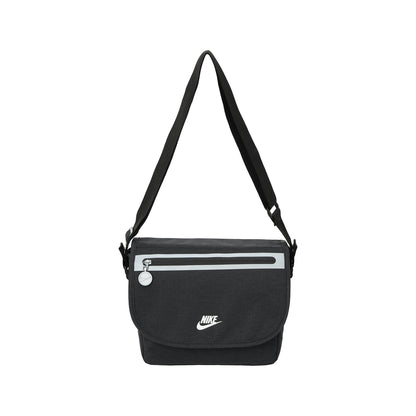 バッグ NIKE(ナイキ) NAN NK FUTURA MESSENGER LUNCH