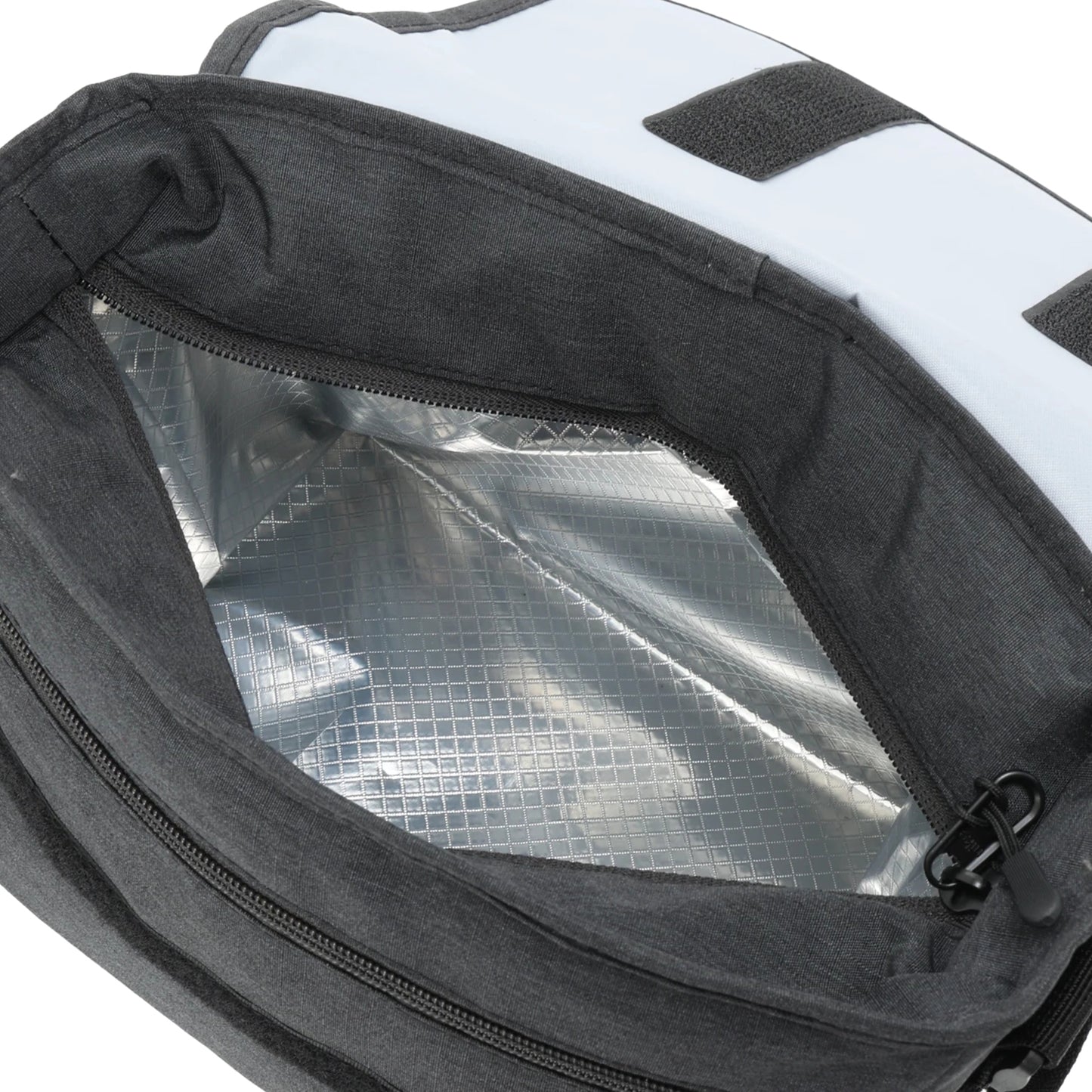 バッグ NIKE(ナイキ) NAN NK FUTURA MESSENGER LUNCH