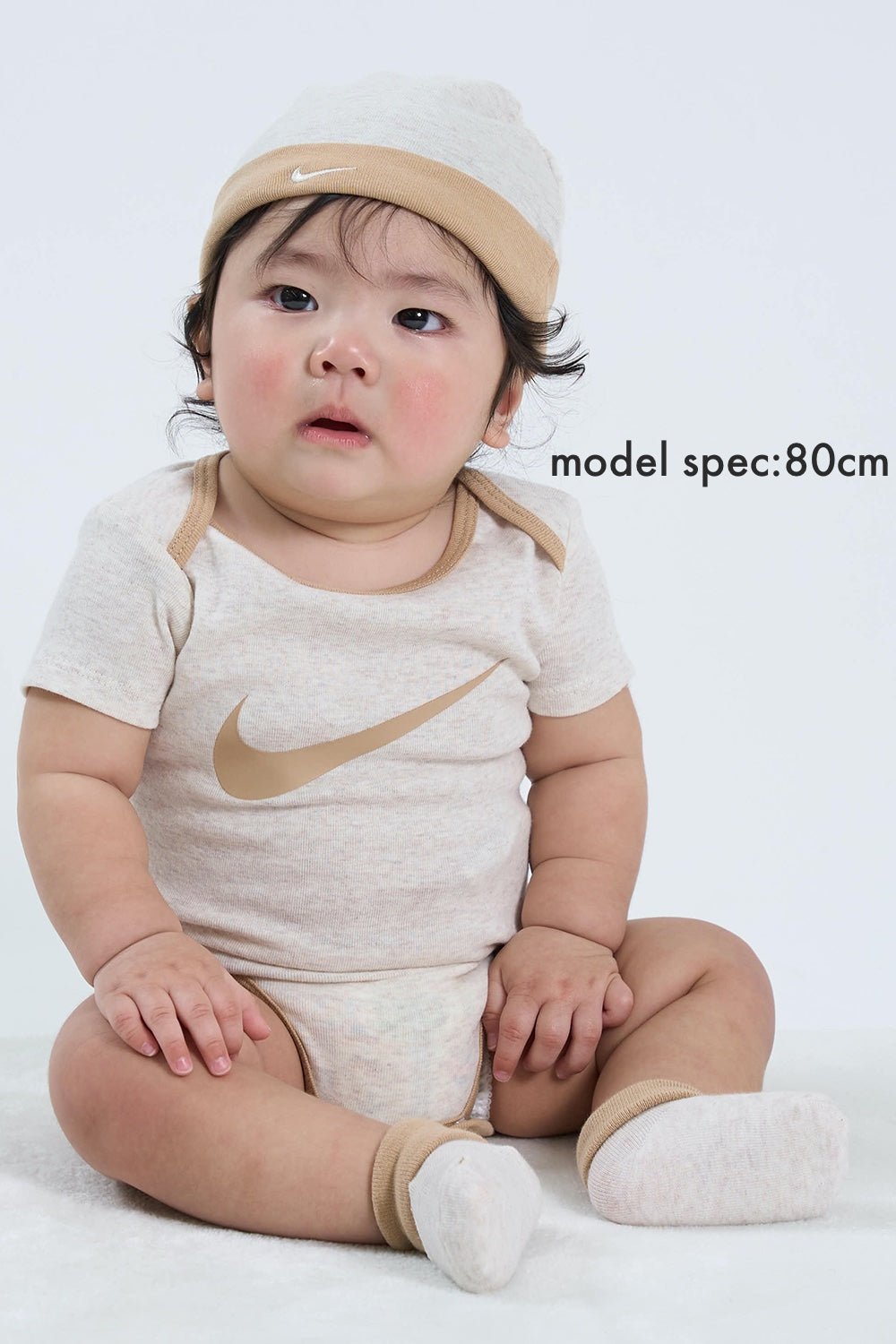 ベビー(6-12M) セット商品 NIKE(ナイキ) SWOOSH HAT/BODYSUIT/BOOTIE 3